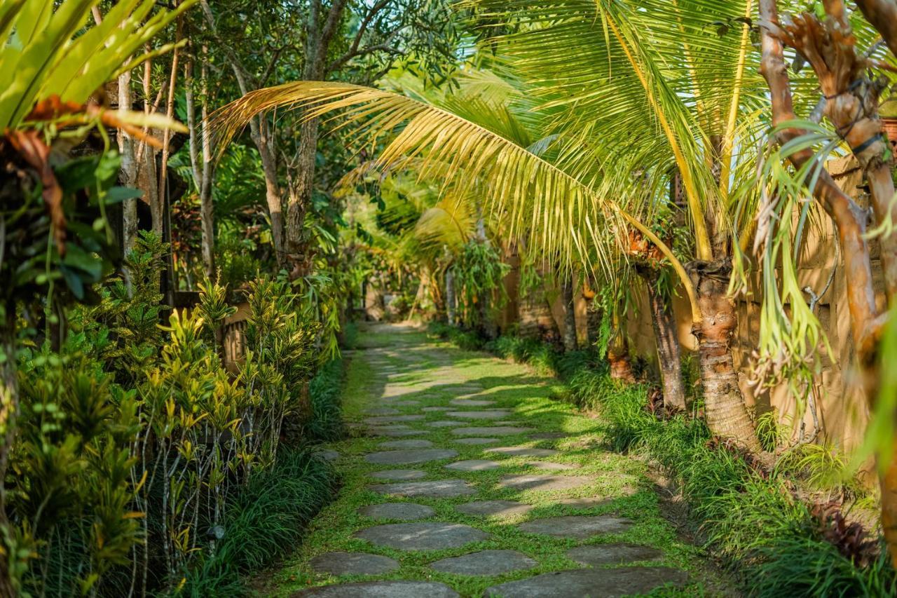Villa Jj And Spa Ubud Exterior foto